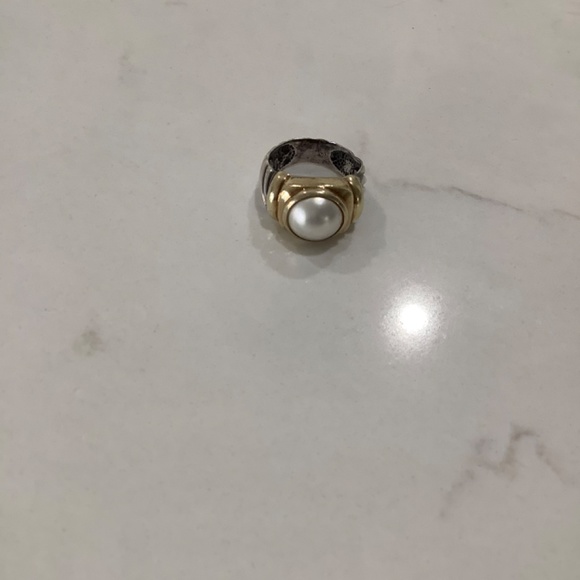 David Yurman Gold and Silver Peal Ring - Picture 3 of 3